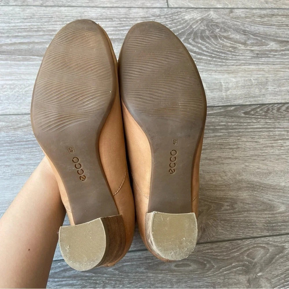 Ecco  Tan Soft Leather Ankle Chunky Heel Boots - Picture 12 of 13
